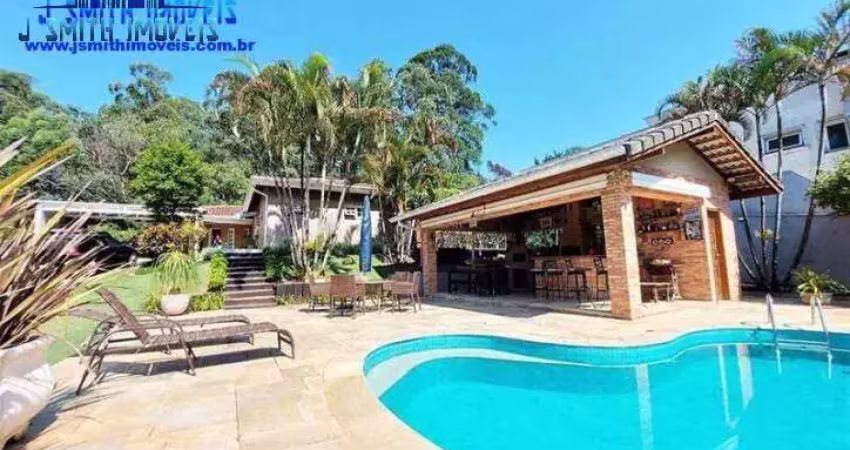 Casa em condomínio fechado com 5 quartos à venda na Rua Marechal Deodoro da Fonseca, Palos Verdes, Carapicuíba