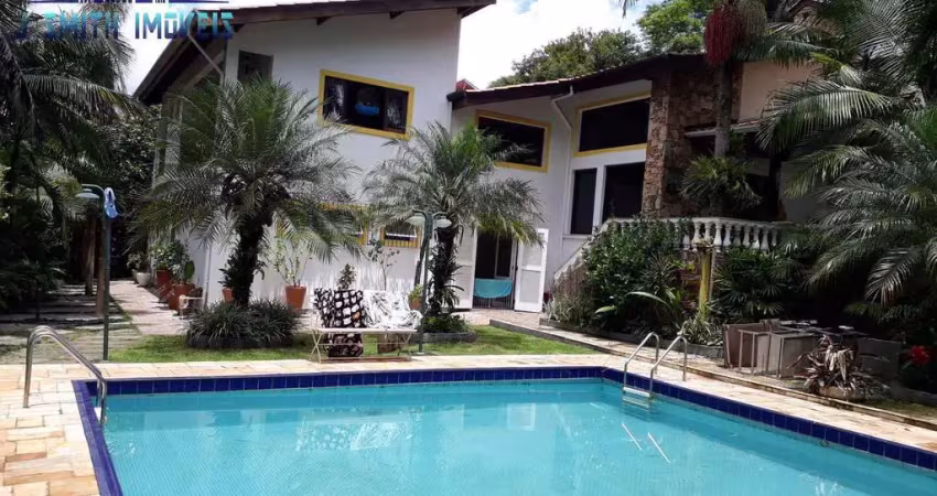 Casa de campo na granja, 5 suítes, ac. 500m², at. 2.009m², piscina, sauna