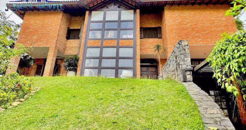 Casa espetacular, 5 suítes.  venda de  'porteira fechada', completa !!