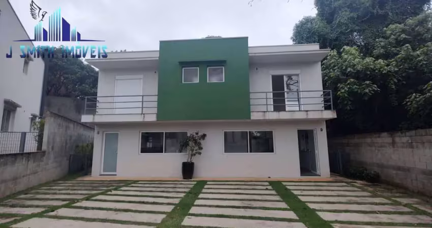 Casa nova 3 dorm 1 suite, com planejados novos, 2 vagas, condomínio fechado