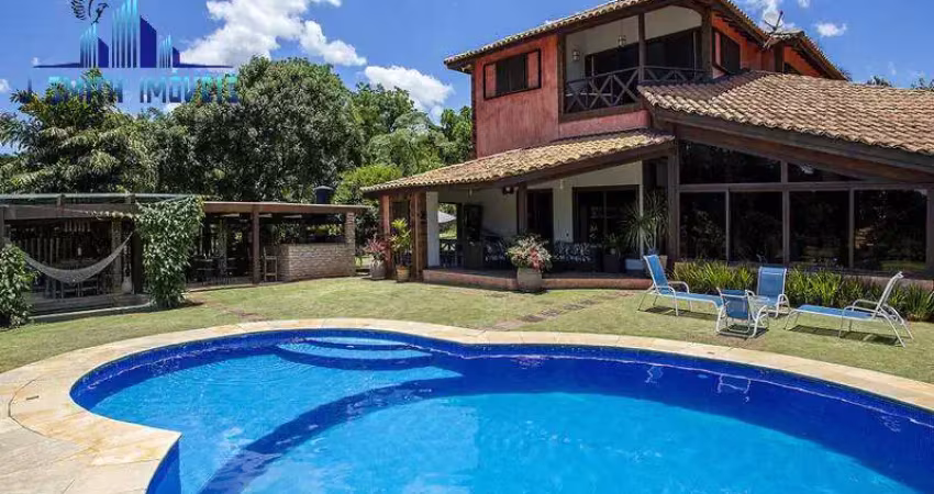 Mansão espetacular, com vista pro campo de golf. piscina,adega, 9 salas.