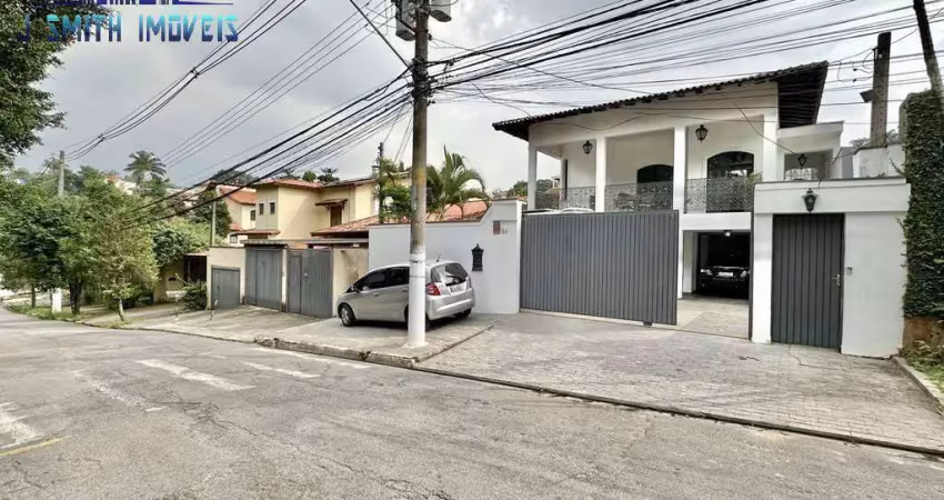 Casa 4 suítes, salão, escritório, adega, 7vagas (4 cobertas).granja vianna.