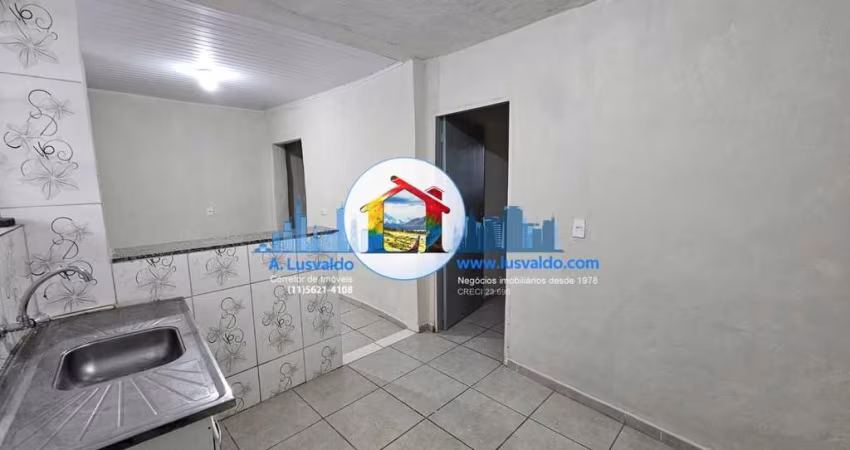 Casa com 2 dormitórios no Jardim São Carlos