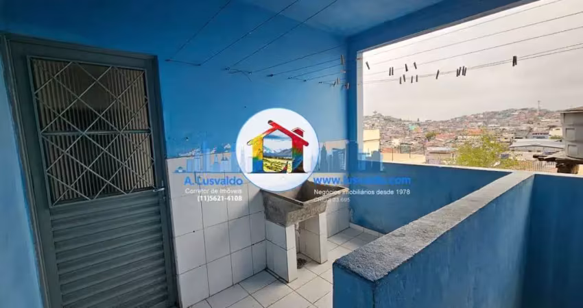 Casa privativa com quarto e cozinha mais 1 vaga em americanópolis!