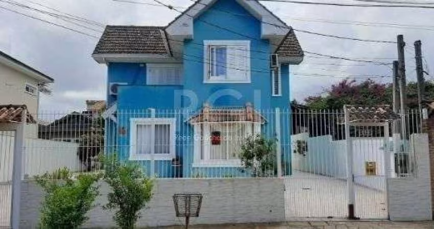 Casa para Venda - 132.13m², 3 dormitórios, sendo 1 suites, 4 vagas - Ipanema