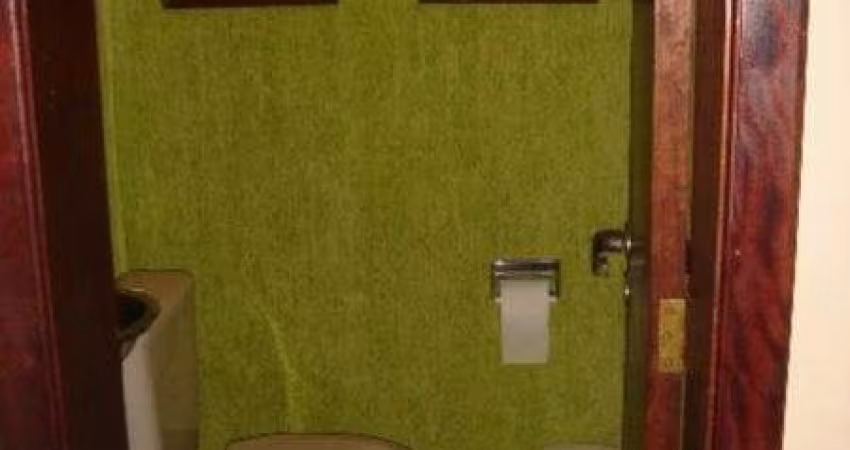 Casa para Venda - 500m², 4 dormitórios, sendo 1 suites, 1 vaga - Imperial Parque