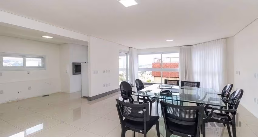 Excelente cobertura de 238m² com 3 dormitórios e 2 vagas.