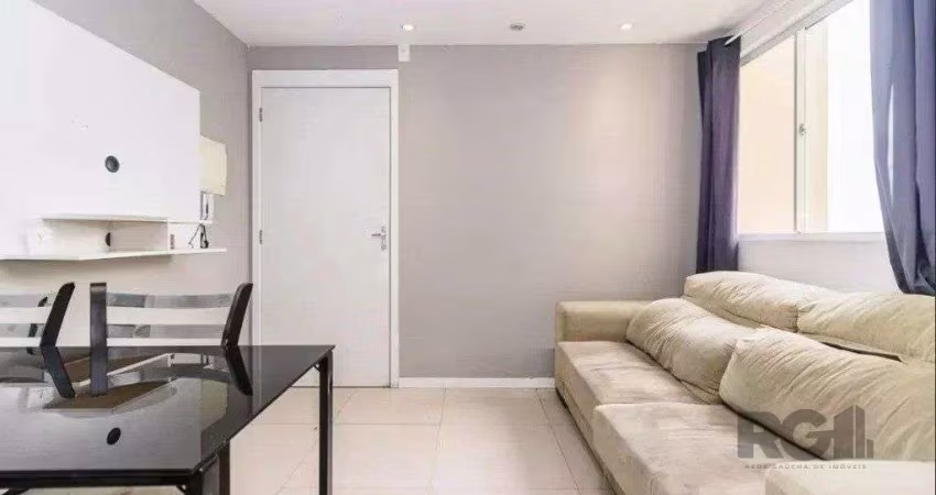 Apartamento de 2 dormitórios de 42m², no bairro Glória