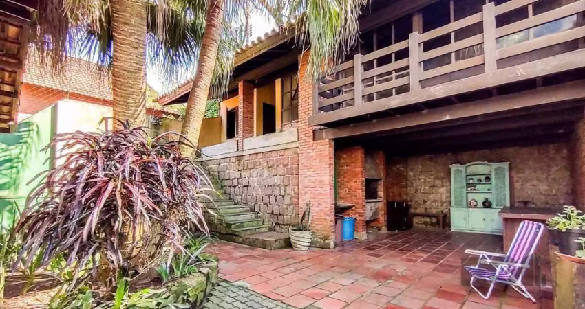 Casa para Venda - 195m², 3 dormitórios, sendo 1 suites, 4 vagas - Cavalhada