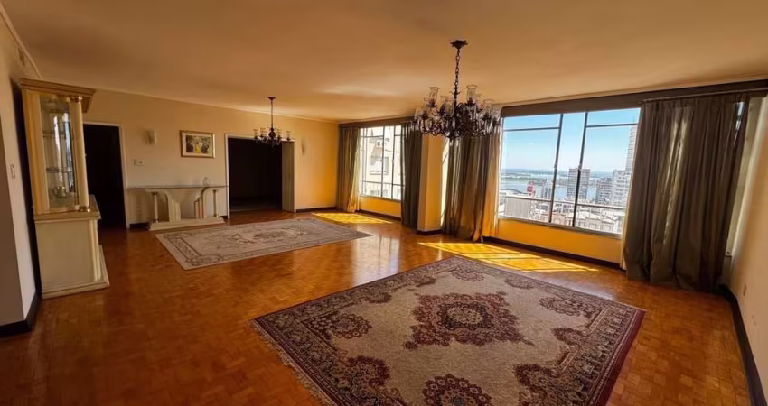 Apartamento super Amplo em frente a Santa Casa, Centro Histórico - POA