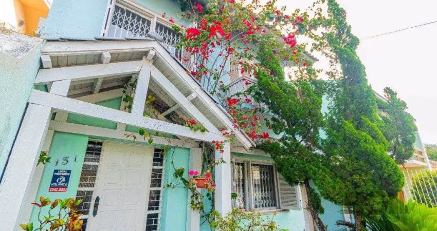 Casa com 3 suítes e muito mais!