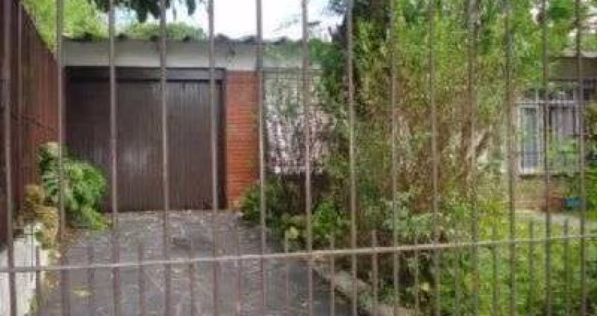 Casa para Venda - 620m², 4 dormitórios, 3 vagas - Tristeza