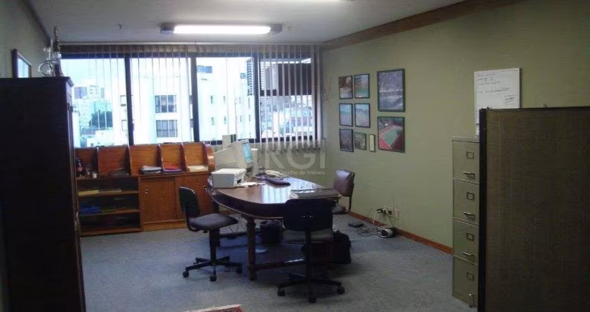 Sala Comercial no bairro São João com vaga