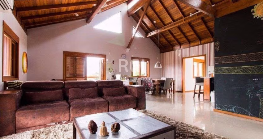 Casa para Venda - 188.25m², 4 dormitórios, sendo 1 suites, 2 vagas - Santa Tereza