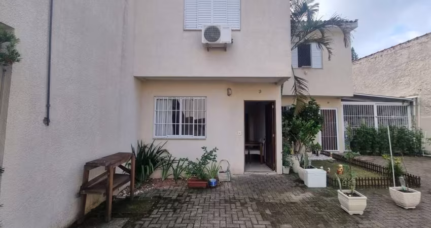 Casa com 2 dormitórios a venda Ipanema - Porto Alegre/RS