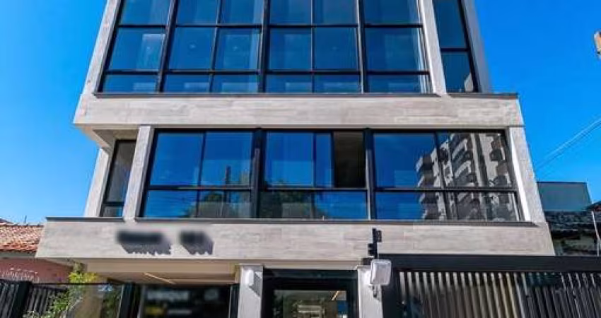 Apartamento Duplex com 135m²e 03 Dormitórios Bairro Tristeza