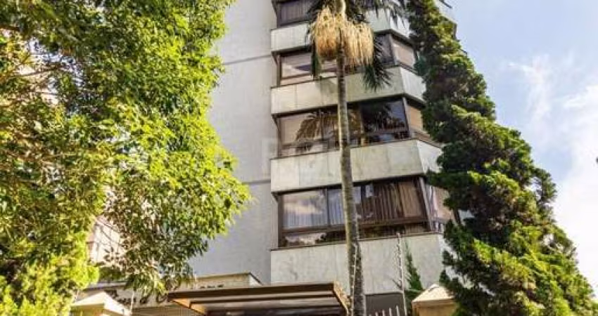 Espetacular Apto. semi mobiliado no bairro Rio Branco, Porto Alegre/RS, um por andar, 195m, andar alto, lareira, churrasqueira, 3 suites, 4 vagas