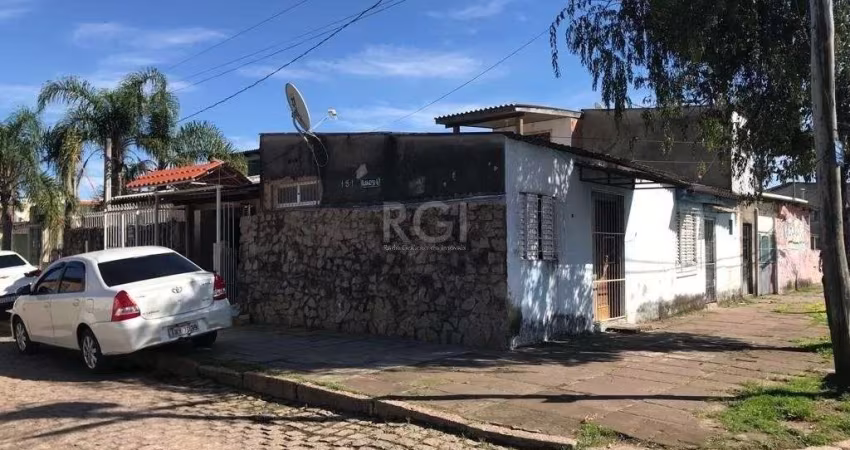 Casa no Bairro Restinga - 3 Dormitórios