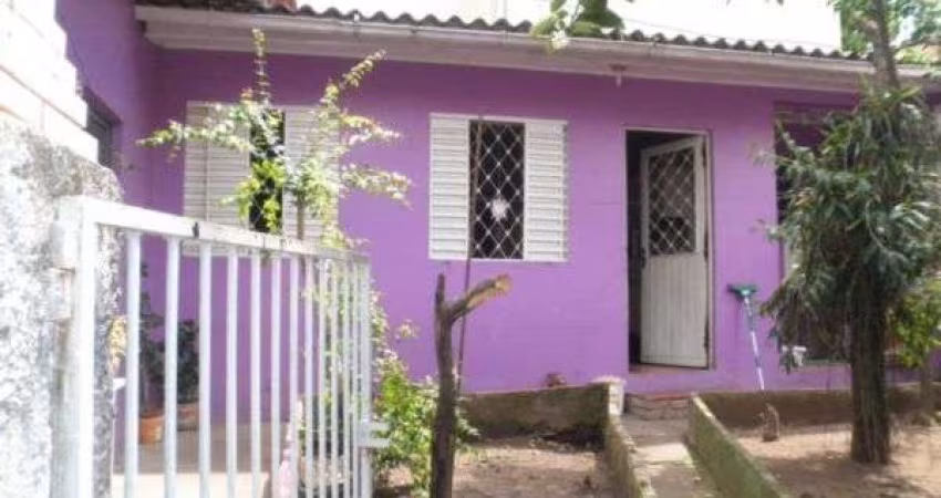 Casa para Venda - 150m², 3 dormitórios, 2 vagas - Chácara Das Pedras