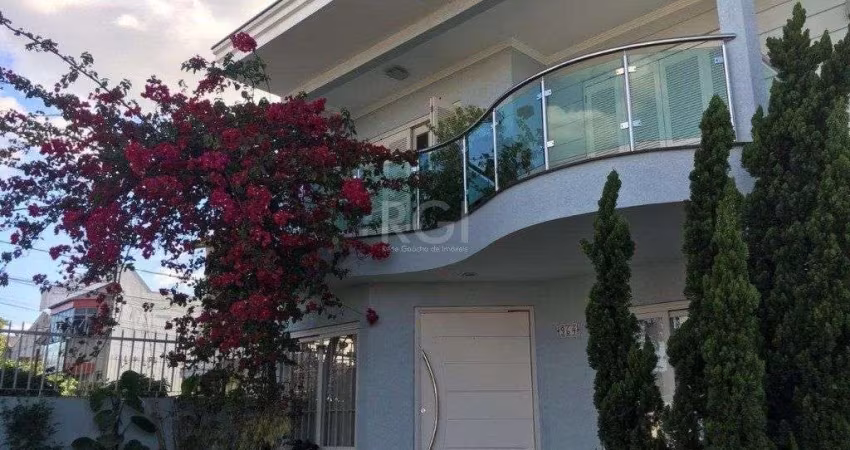 Casa para Venda - 248m², 5 dormitórios, sendo 1 suites, 3 vagas - Sarandi