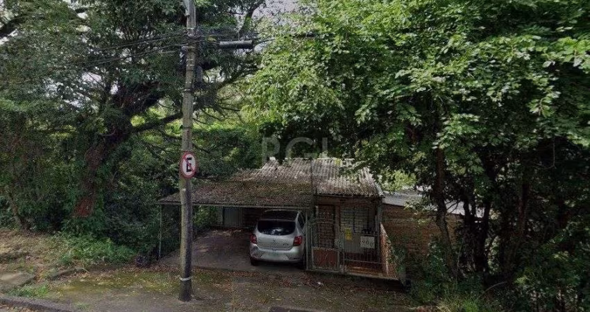 Terreno para Venda - 300m², 0 dormitórios, Teresópolis