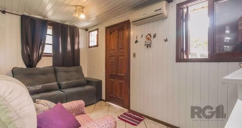 Casa de 4 dormitórios, no bairro Vila Jardim