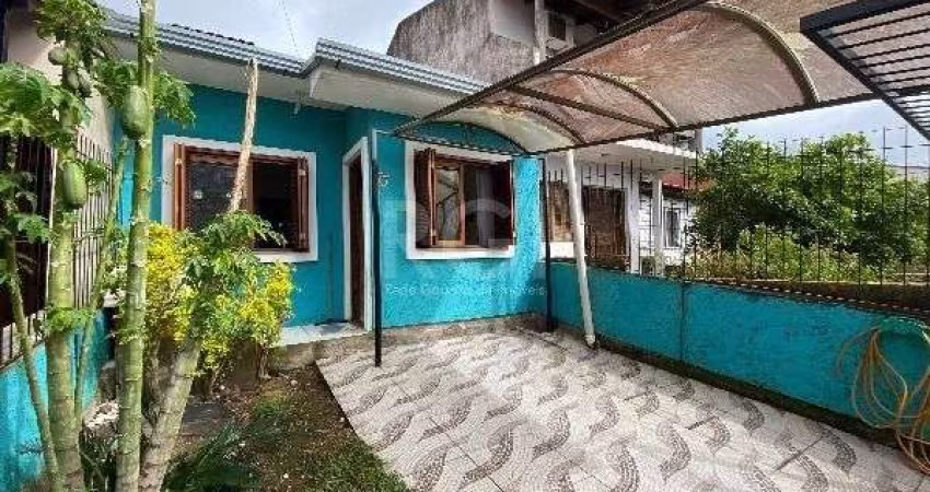 Casa para Venda - 75m², 2 dormitórios, 1 vaga - Hípica