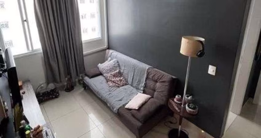 Apartamento em Porto Alegre, no bairro Cristal, com 2 dormitório(s), e 2 banheiros, à venda.