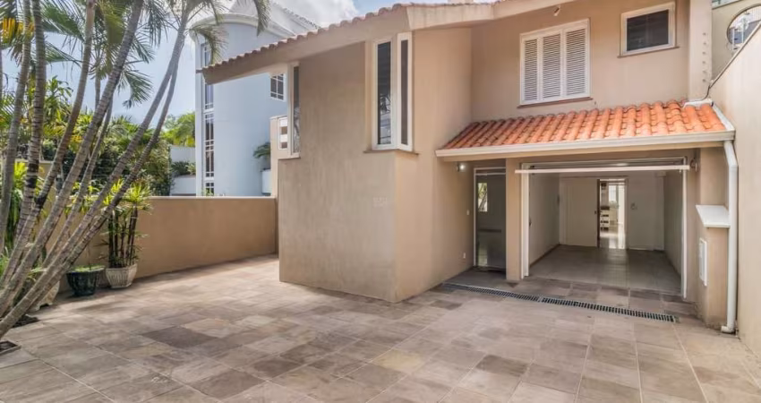 Casa para Venda - 250m², 4 dormitórios, sendo 1 suites, 3 vagas - Menino Deus