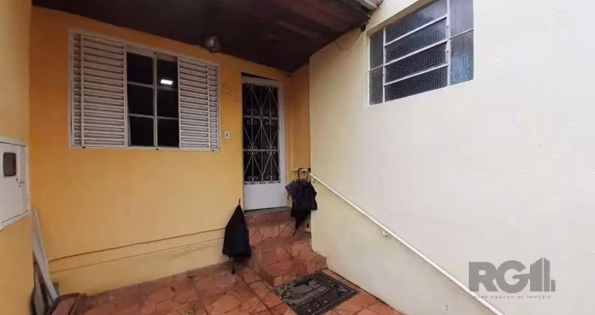 Casa com 2 quartos à venda na Rua Terezinha Turcato, 595, Costa e Silva, Porto Alegre