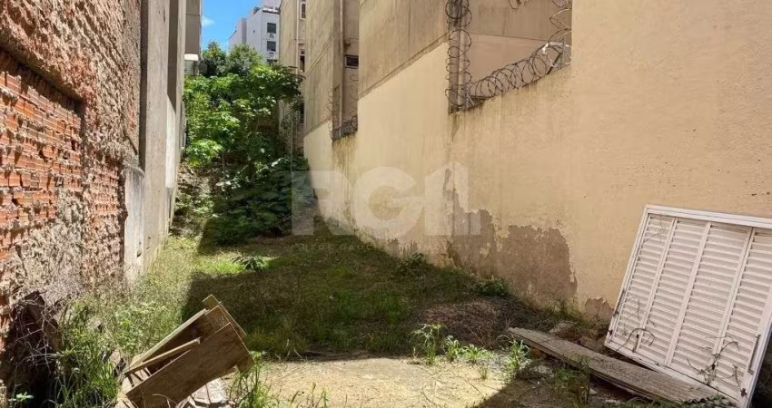Terreno com projeto aprovado para construção de prédio no Centro Histórico
