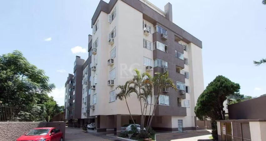 Ótima cobertura no bairro Nonoai, com aproximadamente 135m² de área privativa, 02 dormitórios