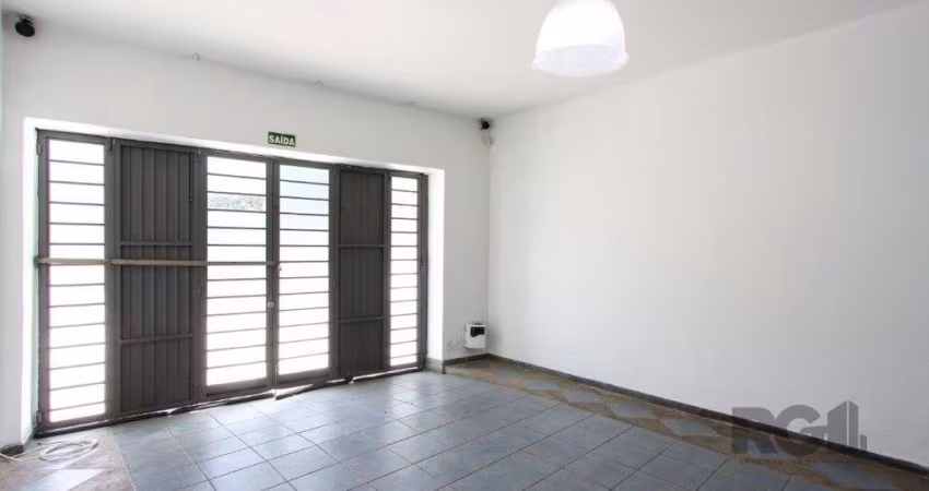 Loja com 129m² privativos