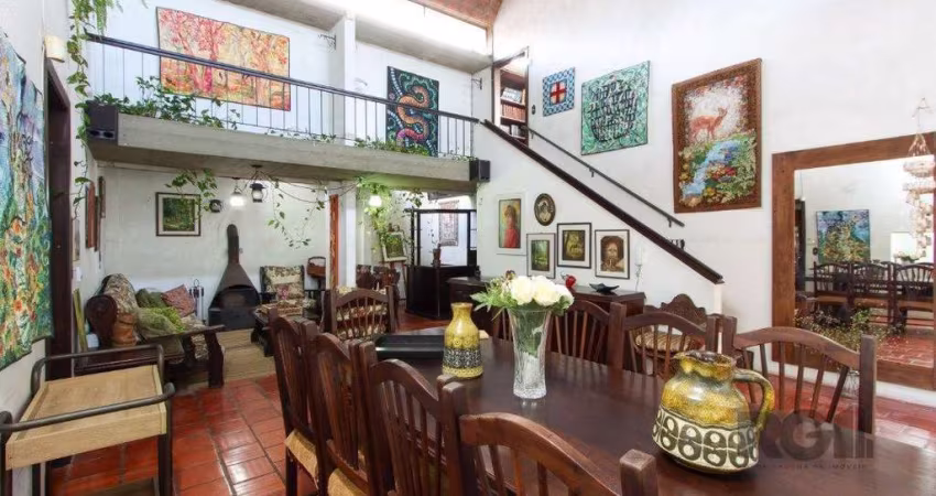 Casa para Venda - 393m², 4 dormitórios, sendo 2 suites, 4 vagas - Ipanema