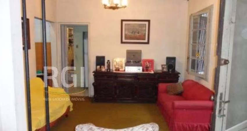 Casa para Venda - 200m², 3 dormitórios, 2 vagas - São João