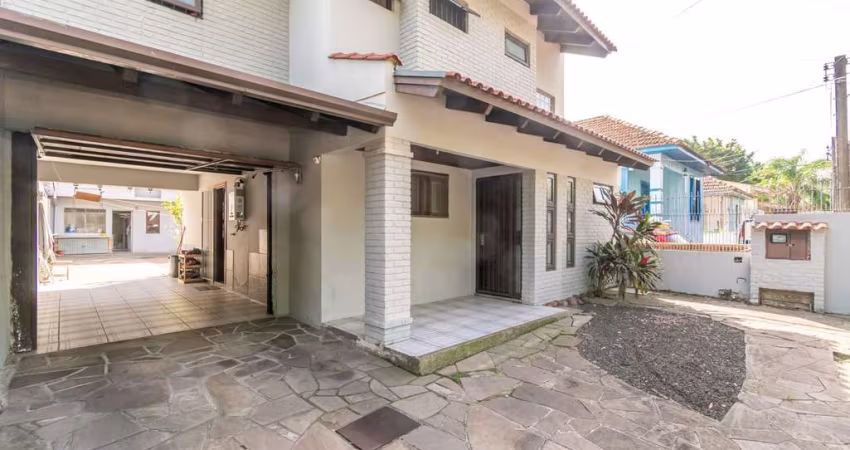 Casa 02 pavimentos com 00 garagem, no bairro Vila |Ipiranga, em Porto Alegre/RS