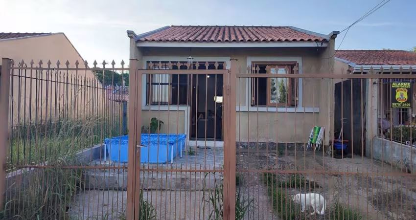 Casa no bairro Hípica - 2 dormitórios - 1 suíte