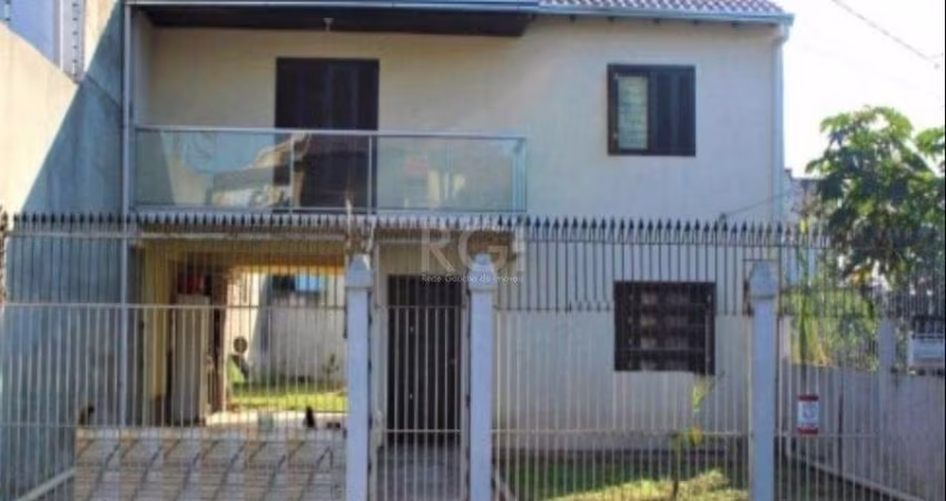 Casa para Venda - 147m², 3 dormitórios, 2 vagas - Rubem Berta