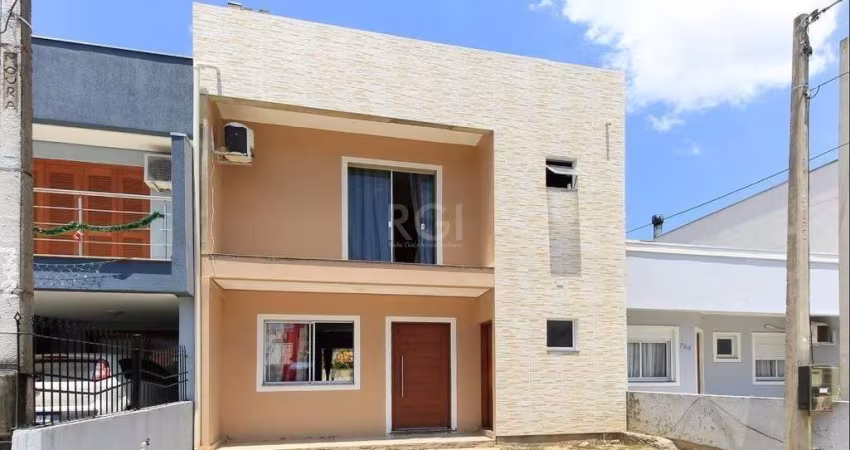 Casa no bairro Hípica - 3 dormitórios