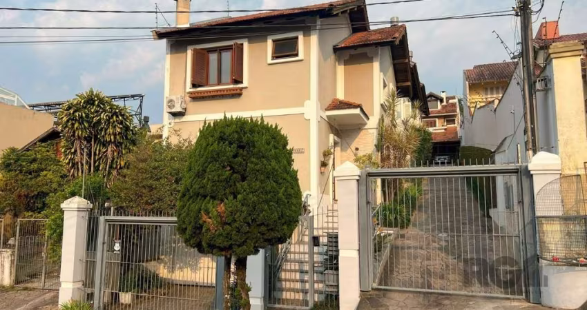 Casa em Condomínio em Vila Conceição