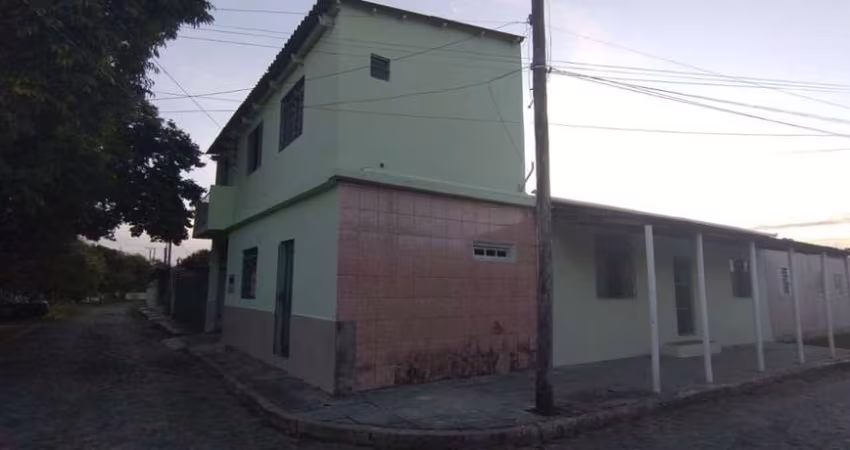 Casa no bairro Restinga - 4 dormitórios