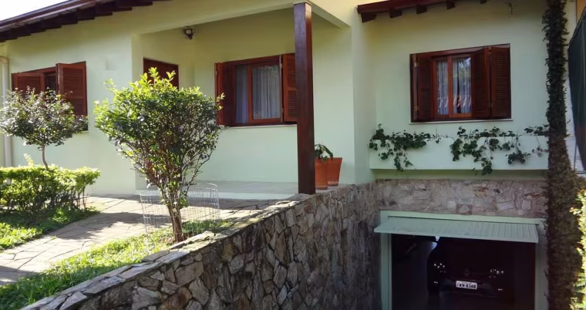 Casa para Venda - 230m², 3 dormitórios, sendo 1 suites, 3 vagas - Aberta Dos Morros