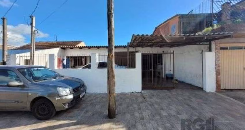 Casa em Porto Alegre, no bairro Restinga, com 3 dormitório(s), e 3 banheiros, à venda.