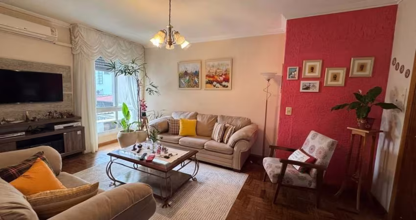 Impecável apartamento com 3 dormitórios , 3 banheiros , 2 vagas cobertas , com 120 m² privativos.