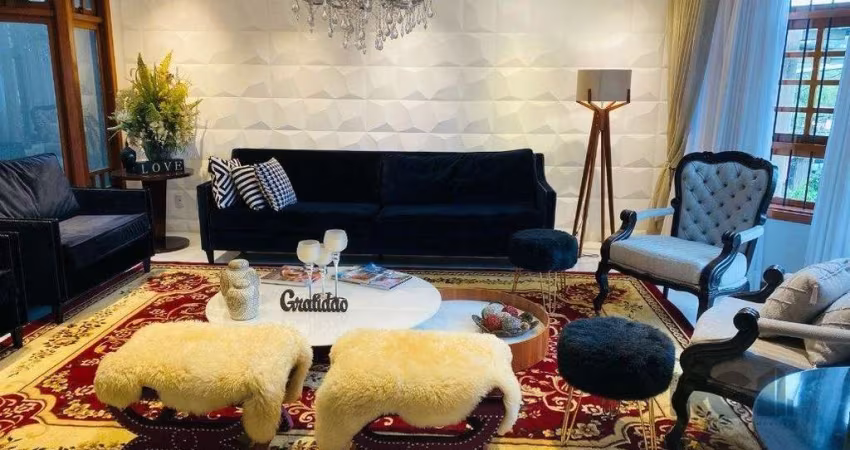 Casa para Comprar na parte nobre do Chácara das Pedras
