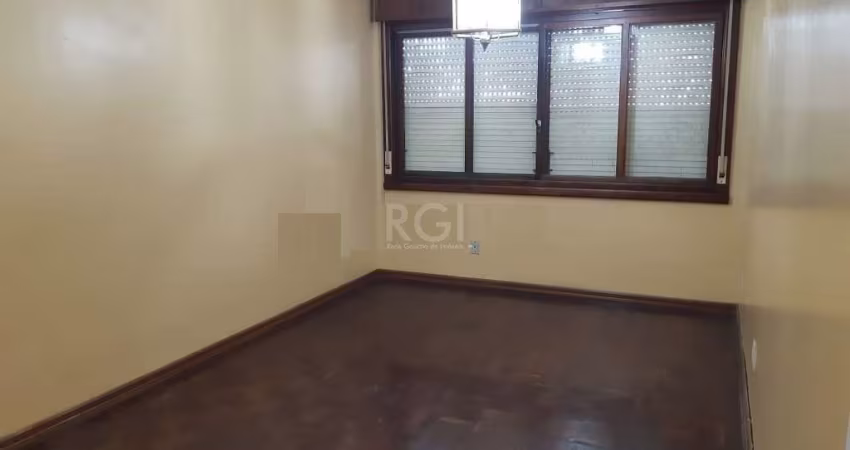 Apartamento para Venda - 115m², 3 dormitórios, sendo 1 suites, 1 vaga - Petrópolis