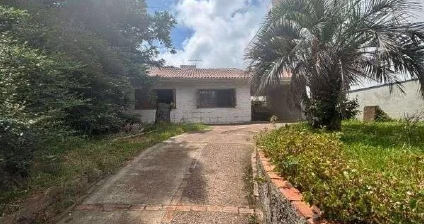 Casa térrea de 3D no miolo do Bairro Tristeza.