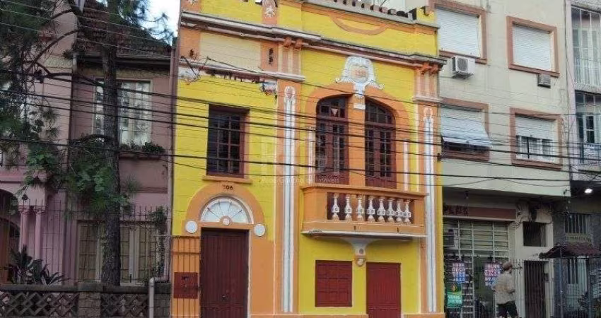 Casa com 2 dormitórios, 288 m² para Comprar - Cidade Baixa - Porto Alegre/RS