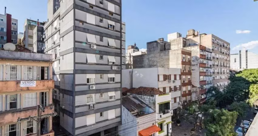 Apartamento de 2 dormitórios no bairro centro histórico