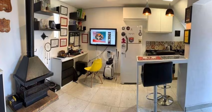Apartamento JK para Venda - 25m², 0 dormitórios, 1 vaga - Glória